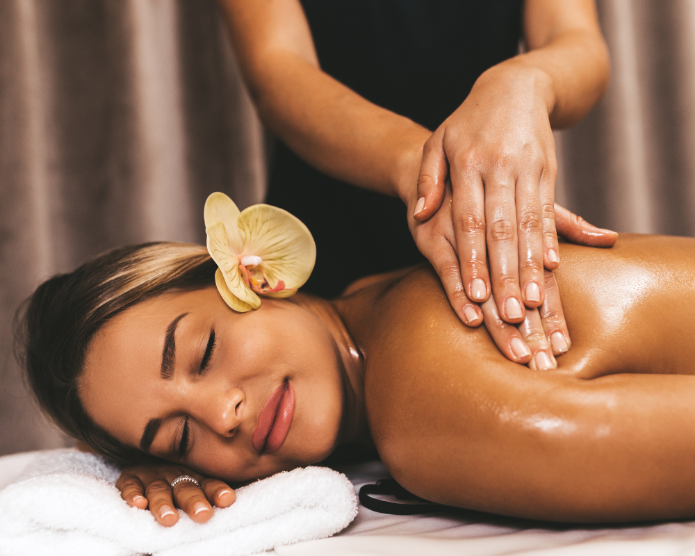 Massagem Relaxante feminina 1000x800 1
